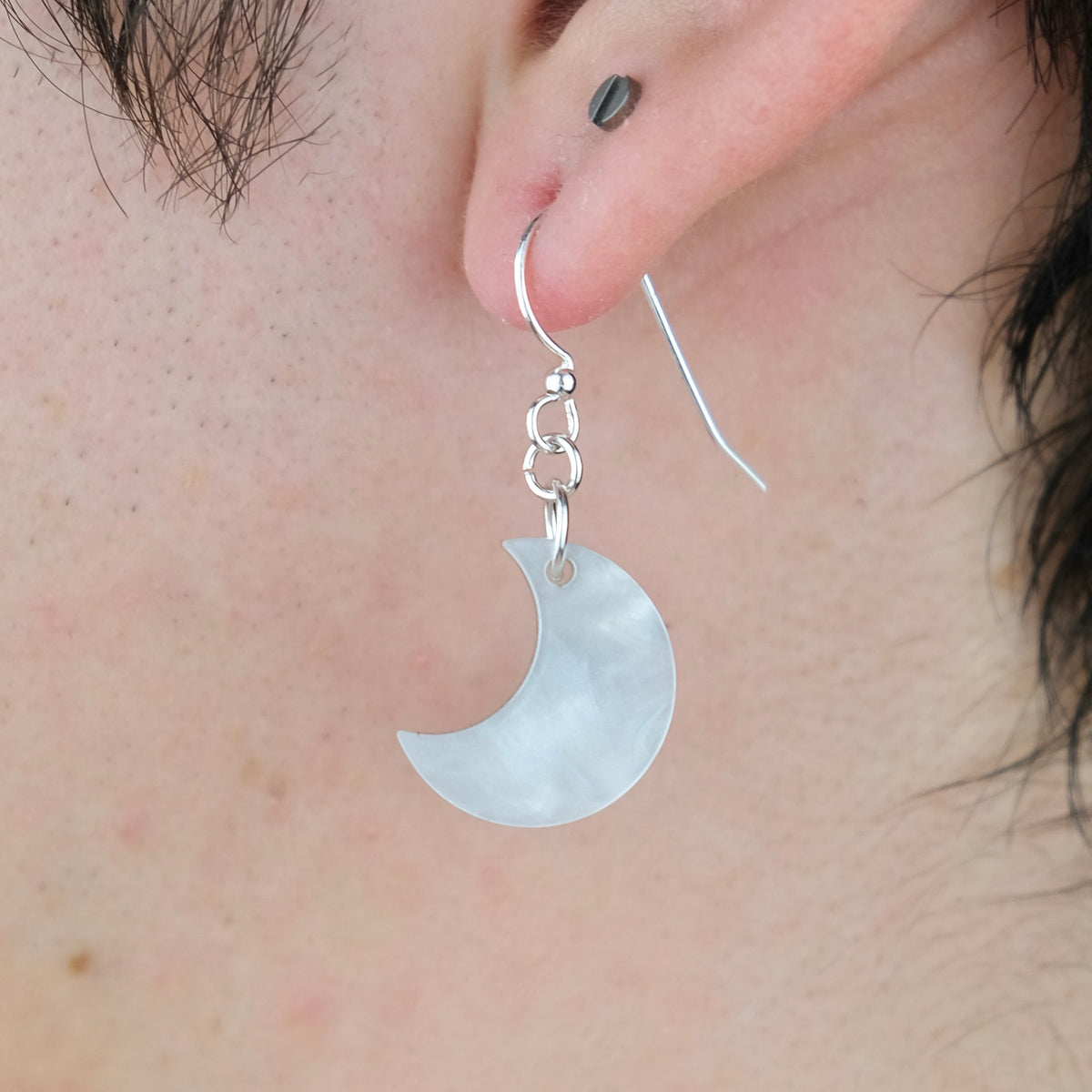 SYKIA Crescent Moon Earring - アクセサリー